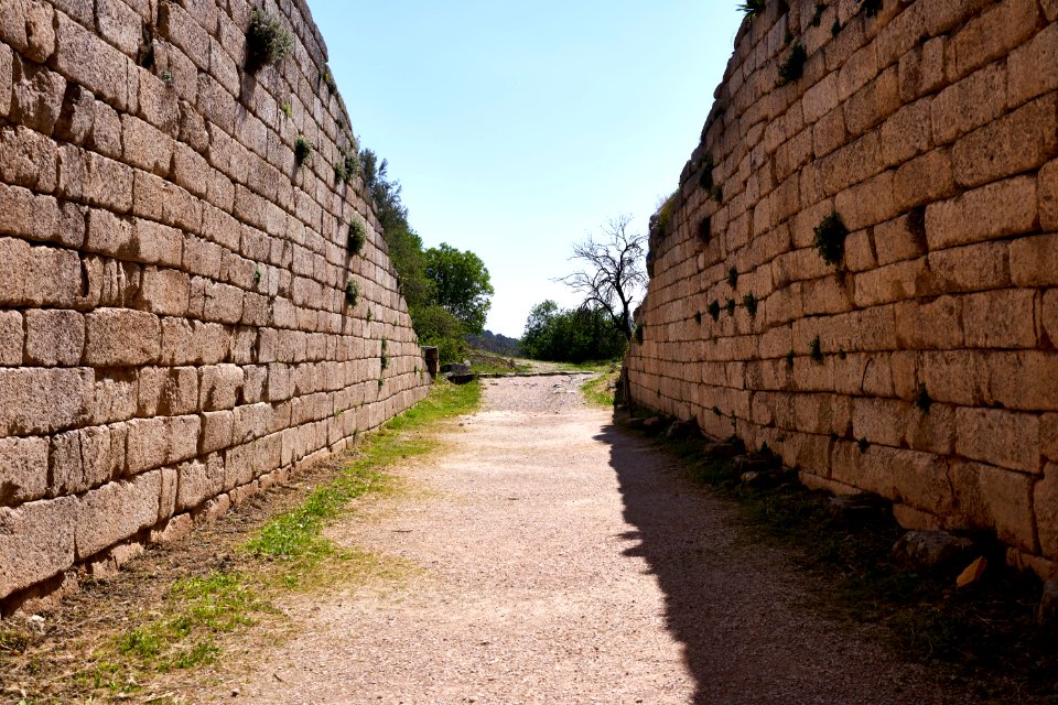 The masonry of the Tholos Tomb of Clytemnestra on 26 March 2019