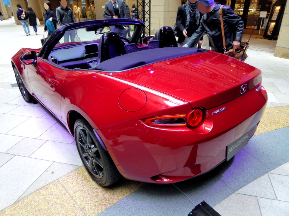 The rearview of Mazda ND ROADSTER S Spacial Package with automatic transmission
