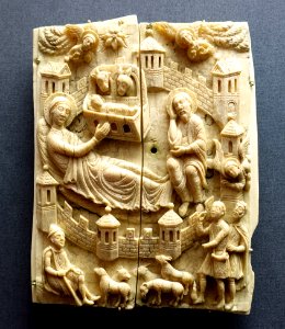 The Nativity of Christ, Cologne, c. 1150-1160, walrus ivory - Museum Schnütgen - Cologne, Germany - DSC00143