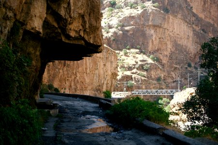 The narrows of the Hamilton Road connecting Erbil and Haji Omaran 12