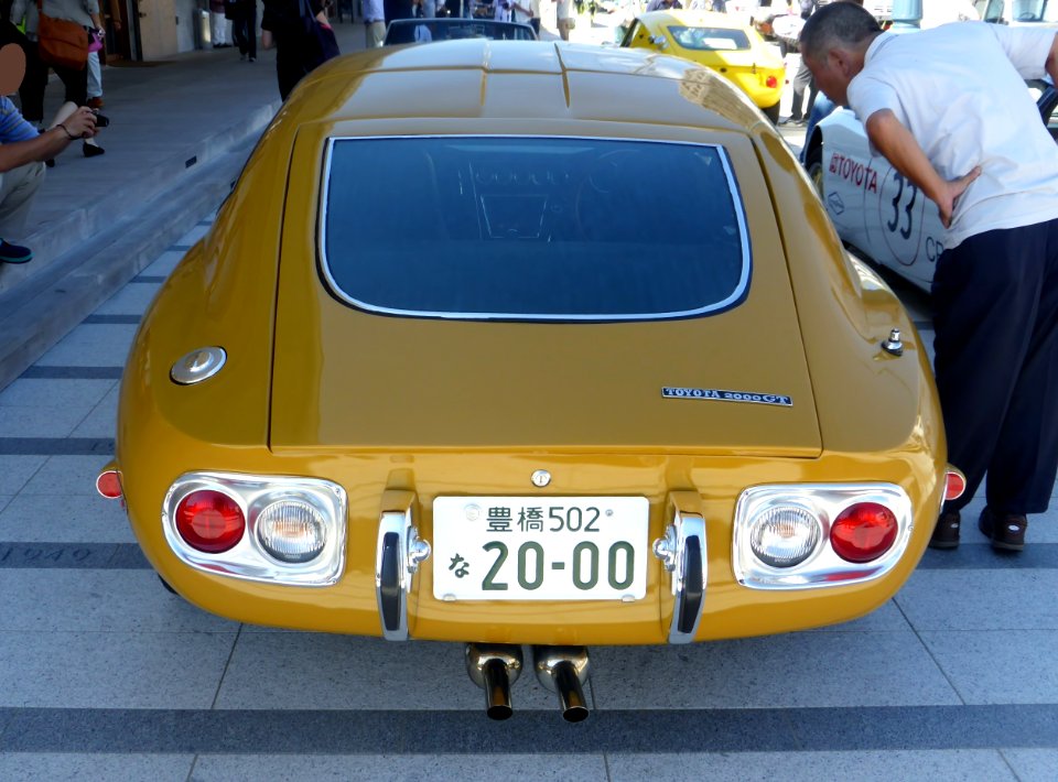 The rearview of roadster Ryuhi Final ver.YAMAHA GOLD (1)