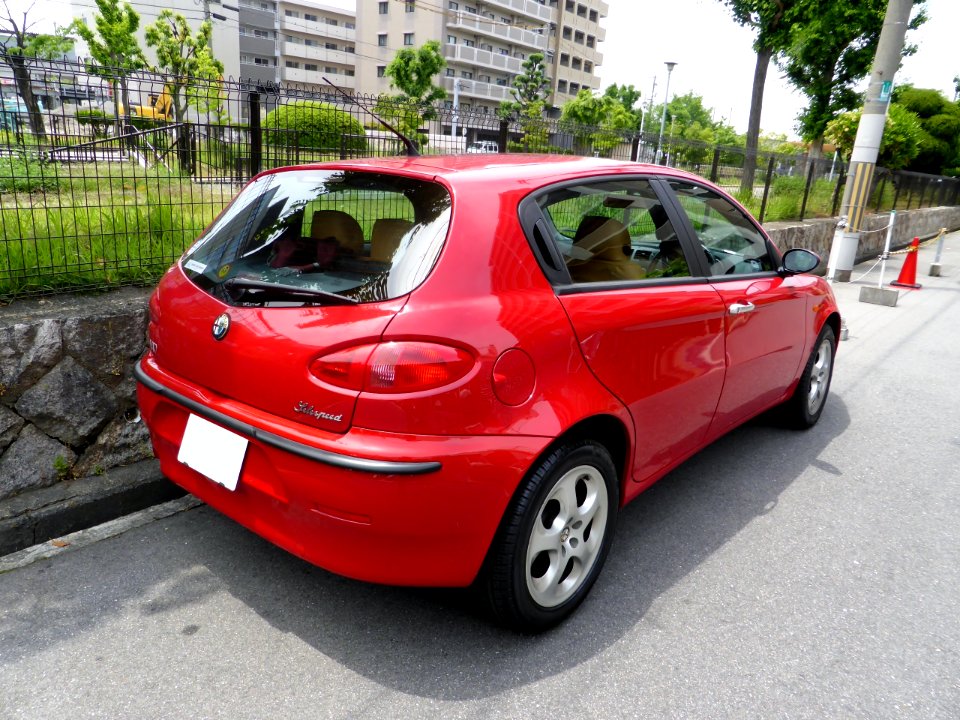 The rearview of AlfaRomeo 147 Selespeed