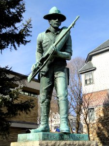 The Volunteer by Co. Crawford - Marlborough, MA - DSC04408