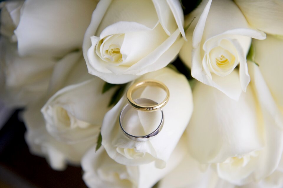 Love wedding flowers bride