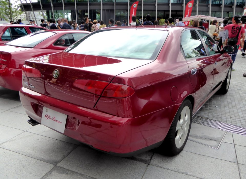 The rearview of Alfa Romeo 166 super 2.0 v6