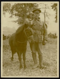 The mascot of the K.R. Rifles, Bestanddeelnr 158-0958