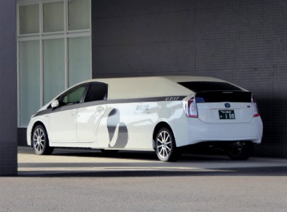 The rearview of Toyota PRIUS (ZVW30) hearse of Tenreikaikan