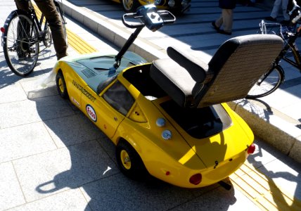 The rearview of the go-kart like Toyota 2000GT ver.SPEED TRIAL