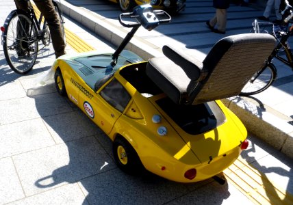 The rearview of the go-kart like Toyota 2000GT ver.SPEED TRIAL photo