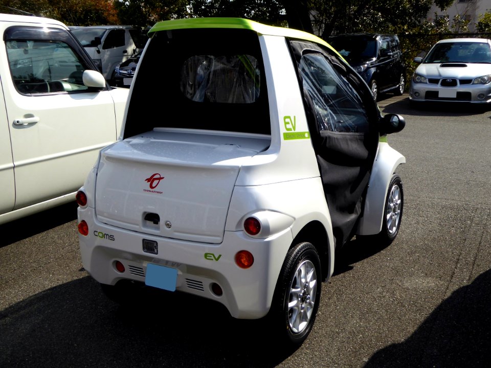 The rearview of TOYOTA AUTO BODY COMS