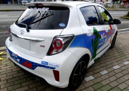 The rearview of Toyota Vitz 1.5RS (NCP131) Netz Toyota Nara with new balance