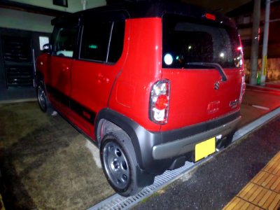 The rearview of Suzuki HUSTLER G (MR31S) at night