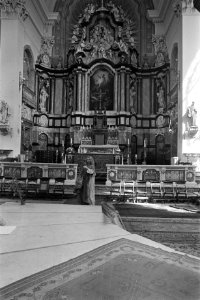 Theehuis in Mozes en Aaronkerk Amsterdam, interieur met jongeren, Bestanddeelnr 924-8843
