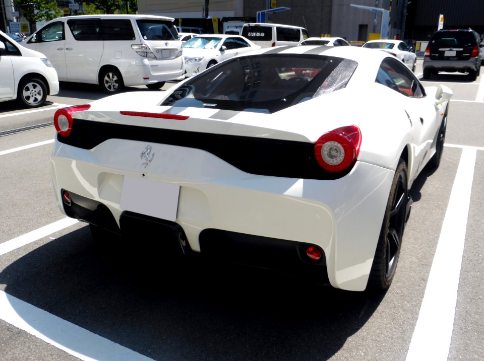The rearview of Ferrari 458 Speciale