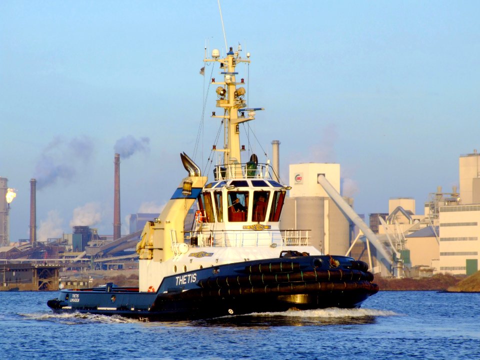 Thetis - IJmuiden IMO 9252527 pic1, Port of Amsterdam, 13Dec2008