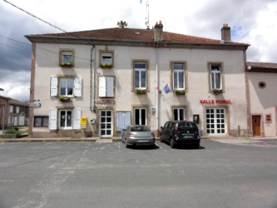 Thiaville-sur-Meurthe (M-et-M) mairie et salle Poirel