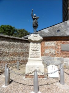 Theuville-aux-Maillots (Seine-Mar.) monument aux morts