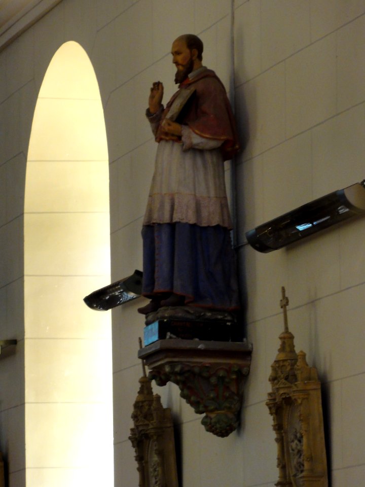 Theuville-aux-Maillots (Seine-Mar.) église, statue