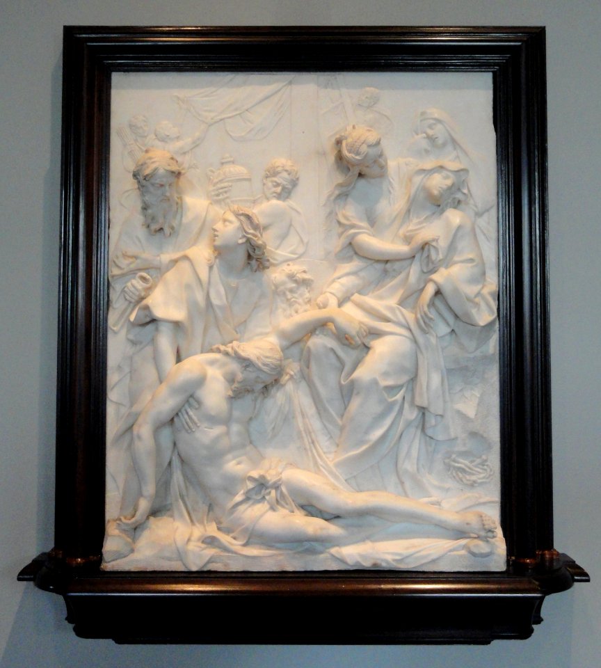 The Virgin Mary Swooning over the Dead Body of Christ at the Foot of the Cross, by Pierre-Etienne Monnot, 1710, marble - National Gallery of Art, Washington - DSC08663