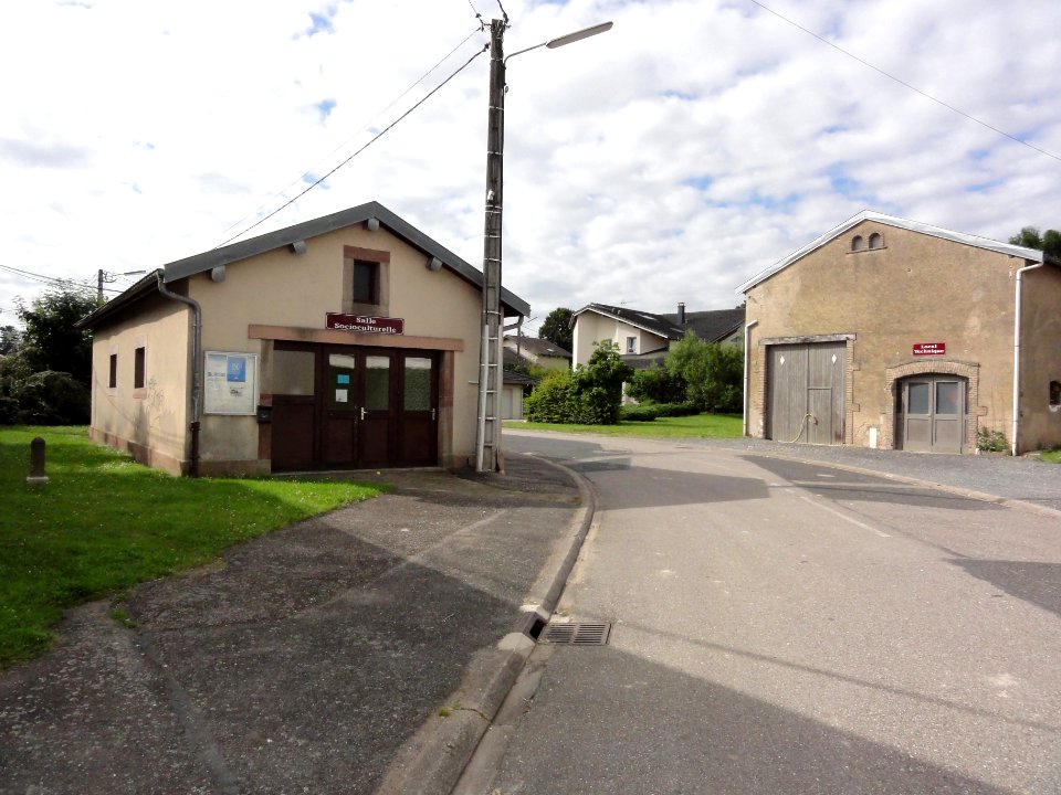 Thiébauménil (M-et-M) salle socioculturelle et local technique