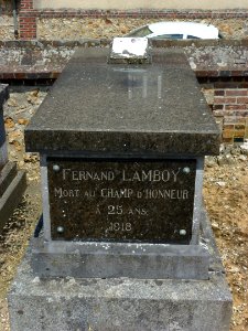 Thibouville (Eure, Fr) tombe de guerre