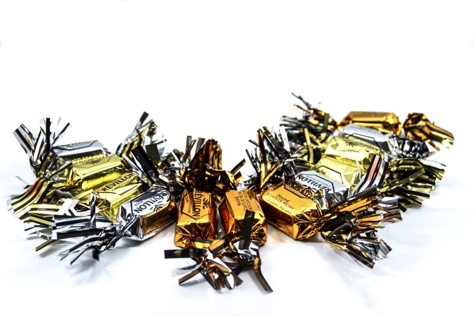 Food dark chocolate confectionery