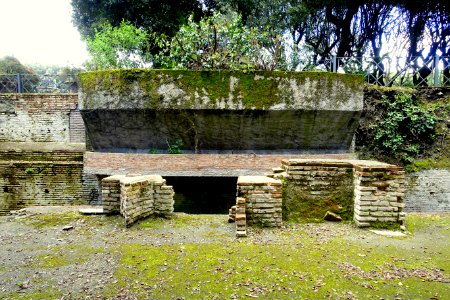 Theatre - Villa of Domitian - Barberini Gardens - Castel Gandolfo - DSC04466