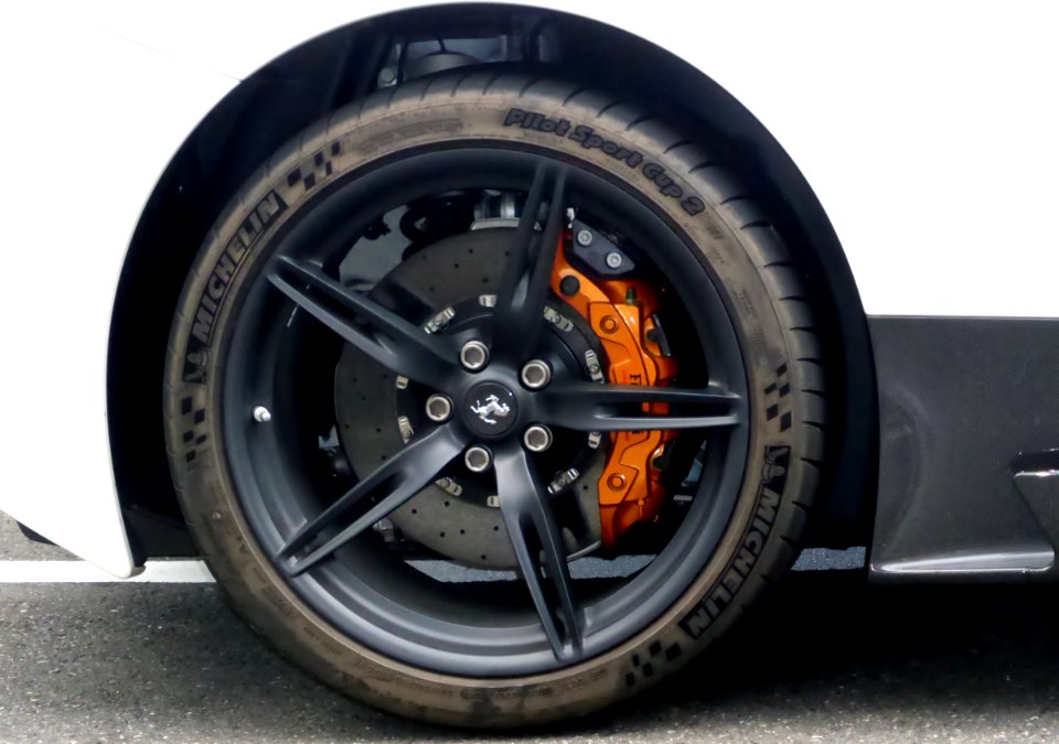 The tire wheel of Ferrari 458 Speciale