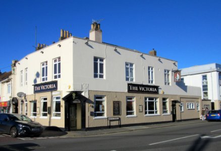 The Victoria pub, 1 Victoria Road, Portslade (November 2015)