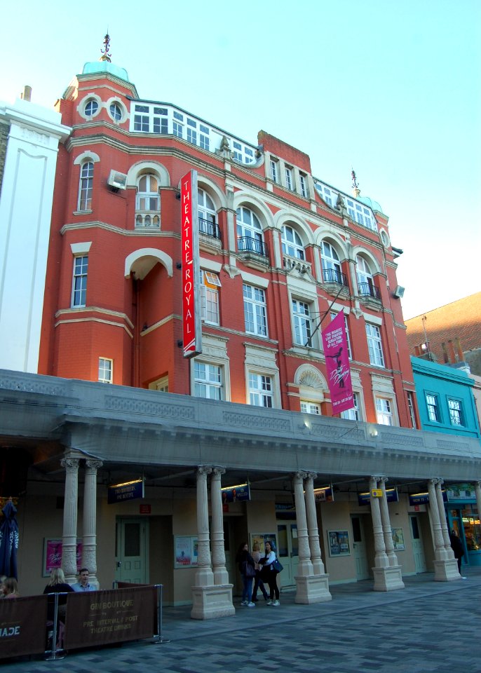 Theatre Royal, New Road, Brighton (NHLE Code 1380103) (September 2018) (2)