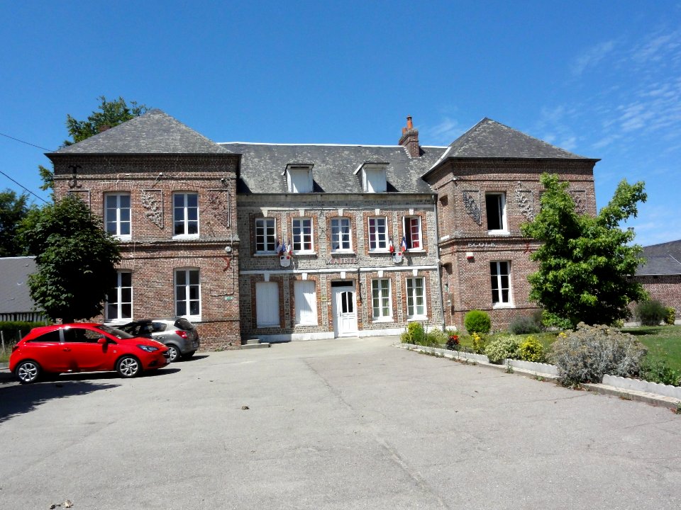 Theuville-aux-Maillots (Seine-Mar.) mairie-école