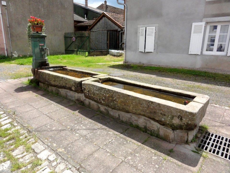 Thiaville-sur-Meurthe (M-et-M) fontaine B