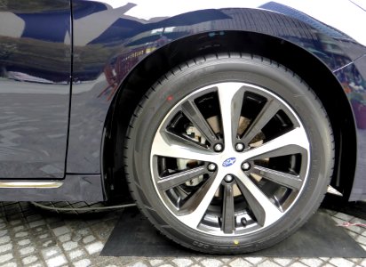 The tire wheel of Subaru LEGACY B4 Limited (BN9)