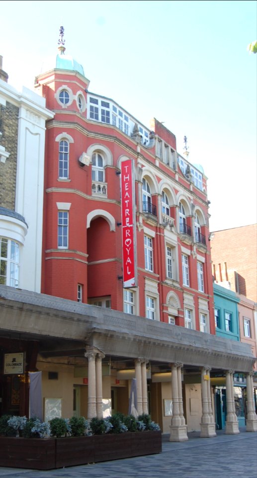 Theatre Royal, New Road, Brighton (NHLE Code 1380103) (May 2020) (1)