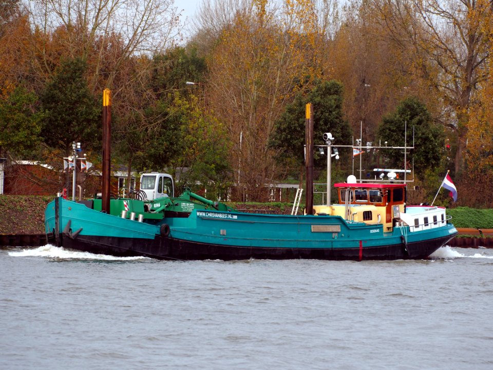 Twee Gebroeders (ENI 02302440) at the Amsterdam-Rhine Canal, pic1
