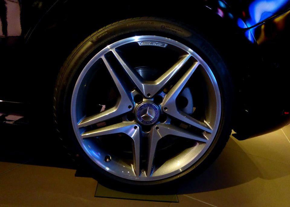 The tire wheel of Mercedes-Benz B250 4MATIC Sports (W246)