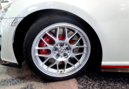 The tire wheel of GRMN 86 Concept