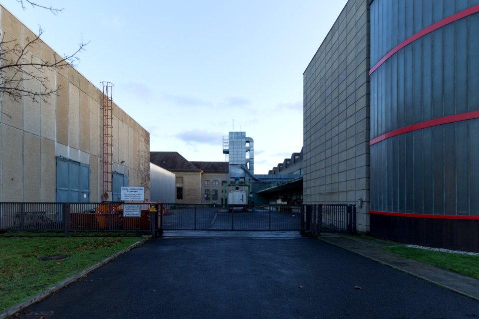 Theaterwerkstätten - Kleine Packhofstraße (2)