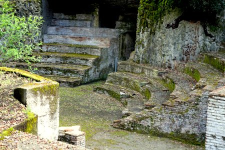 Theatre - Villa of Domitian - Barberini Gardens - Castel Gandolfo - DSC04462
