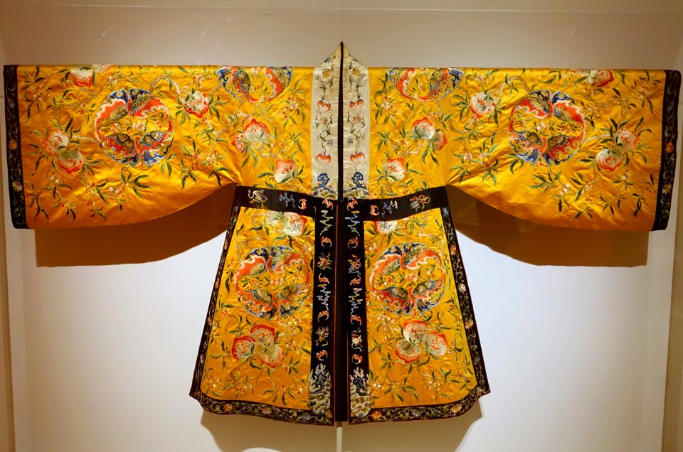 Theatrical robe with peaches, butterflies, bats, and clouds, China, Imperial Silk Manufactory, Suzhou, Qianlong period, 1736-1795 AD, silk - Peabody Essex Museum - DSC08007
