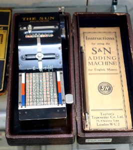 The Sun (S&N) Adding Machine for English Money, Taylor's Typewriter Co. Ltd., 74 Chancery Lane, London - Ridai Museum of Modern Science, Tokyo - DSC07516 photo