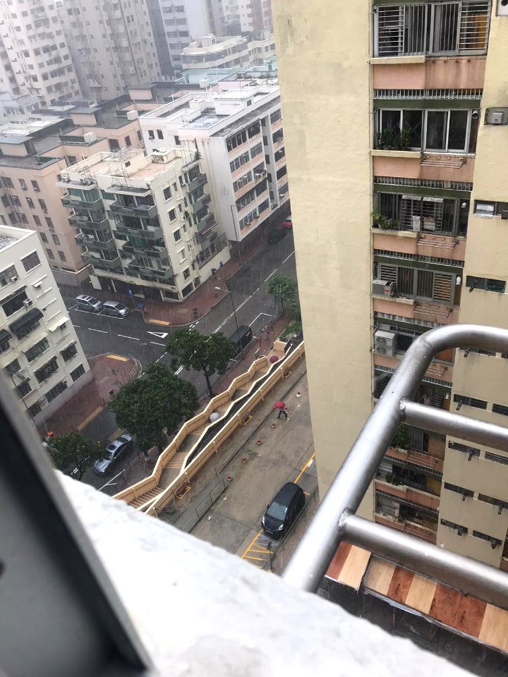 The scene of the Hong Kong Observatory during the red rainstorm warning signal in To Kwa Wan, Kowloon City District on October 5, 2020 04