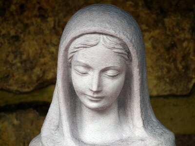 Christian sculpture mary