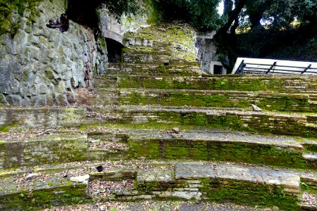 Theatre - Villa of Domitian - Barberini Gardens - Castel Gandolfo - DSC04469
