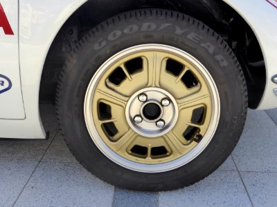 The tire wheel of roadster Ryuhi Final ver.Shelby Racing No.33 machine