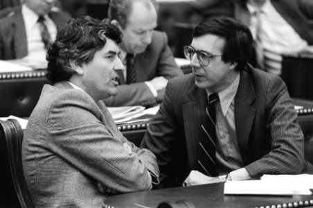 Tweede Kamer . Debat over uitblijven voorjaarsnota 1982. 29.30 Lubbers (l.) en B, Bestanddeelnr 932-0512