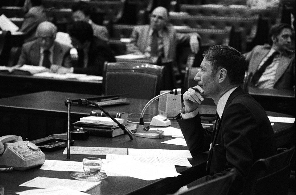 Tweede Kamer , debat met premier Van Agt over uitstel bezuinigingsnota Van Agt , Bestanddeelnr 929-7821