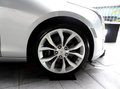 The tire wheel of Cadillac ATS Performance (ABA-A1SL)
