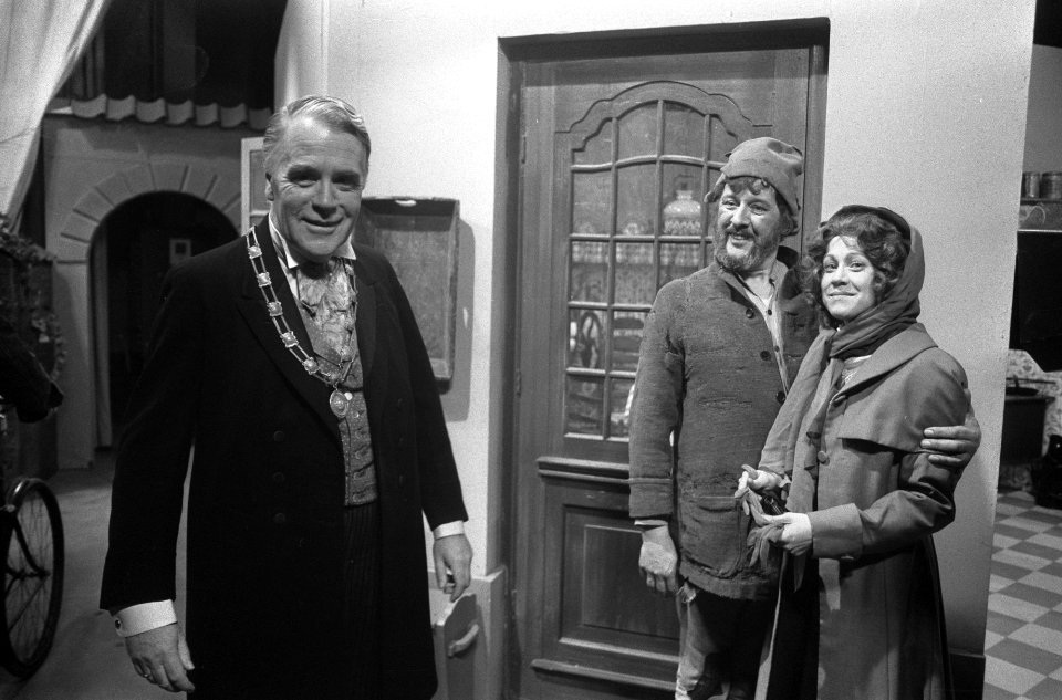 TV-serie Swiebertje Vlnr De burgemeester (Bert Dijkstra), Swiebertje (Joop Dod…, Bestanddeelnr 927-1024