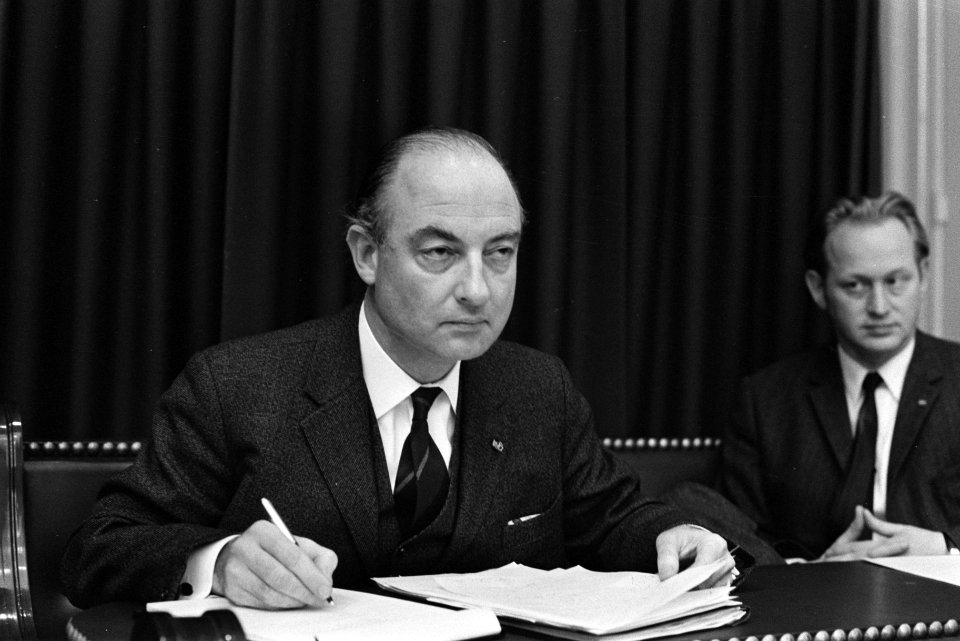 Tweede Kamer . Regeringsverklaring over aftreden van minister de Block . KVP-fra, Bestanddeelnr 923-1922